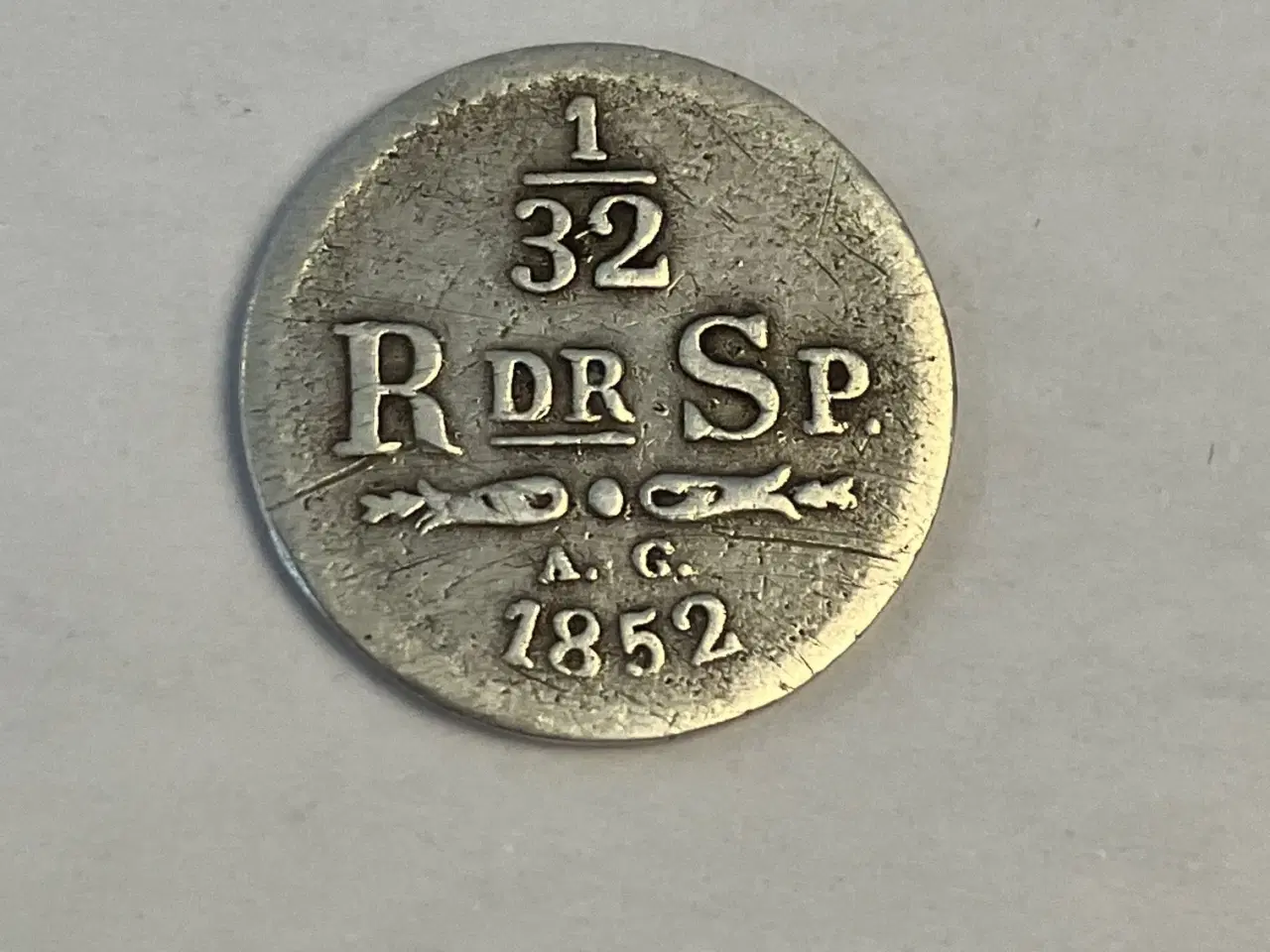 Billede 1 - 1/32 Riksdaler Specie 1852 - Renset