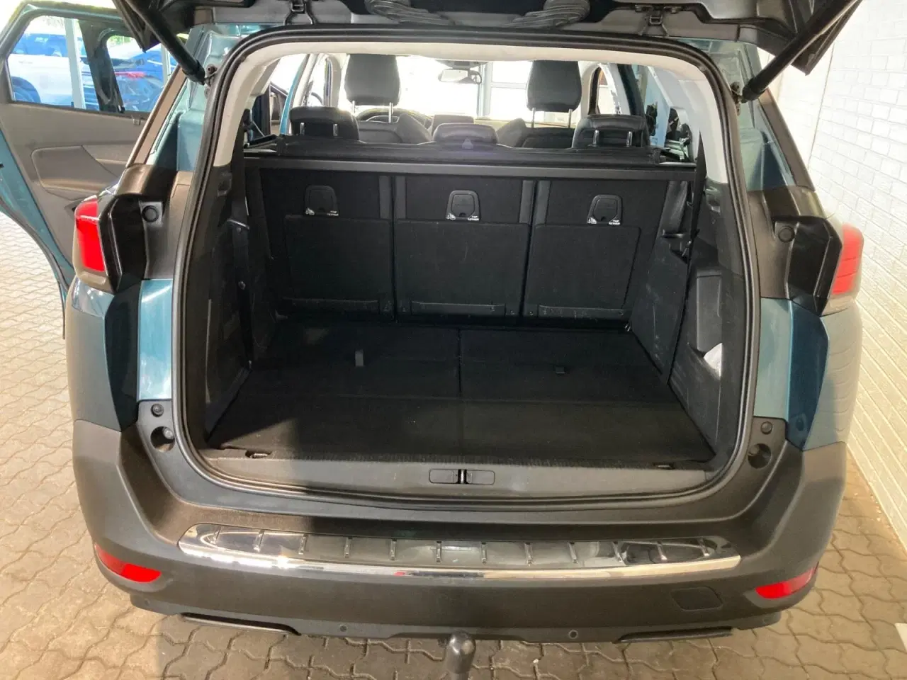 Billede 6 - Peugeot 5008 1,2 e-THP 130 Allure EAT6 7prs