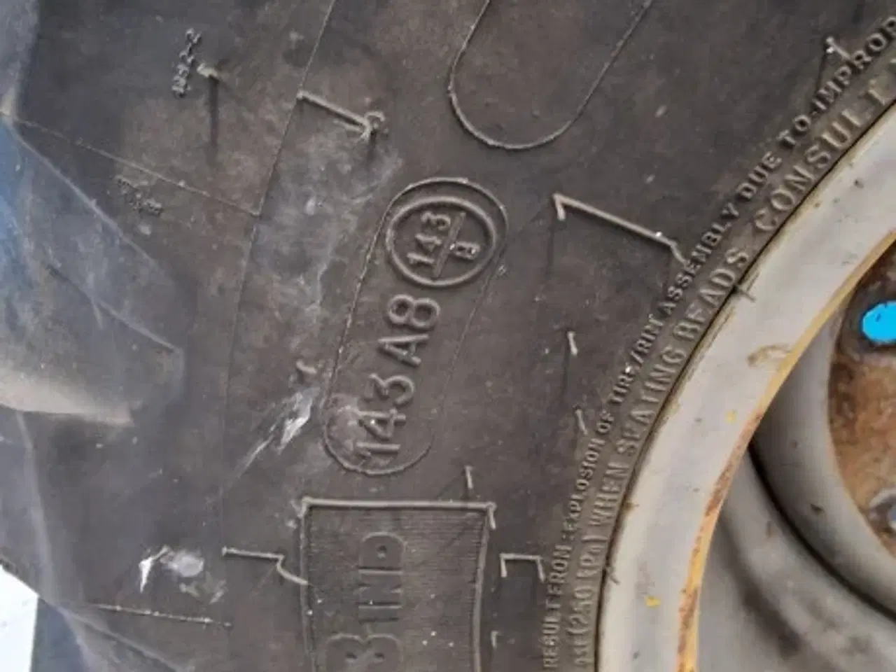 Billede 4 - 18"   340/80R18