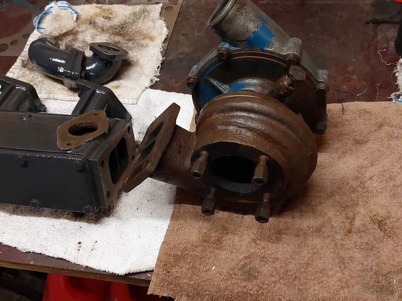 Billede 4 - Ford 2704ET udstødningsmanifold og turbo til bådmo