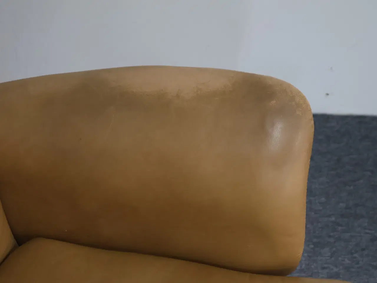 Billede 10 -  2 Stk Hjort Knudsen lænestole i lys Cognac/beige 