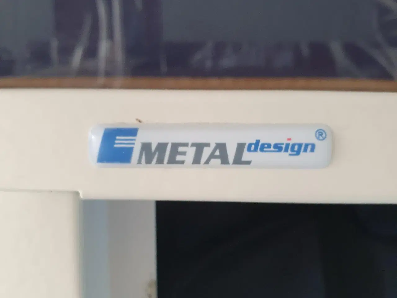 Billede 3 - Omklædningsskab, 2 stykker