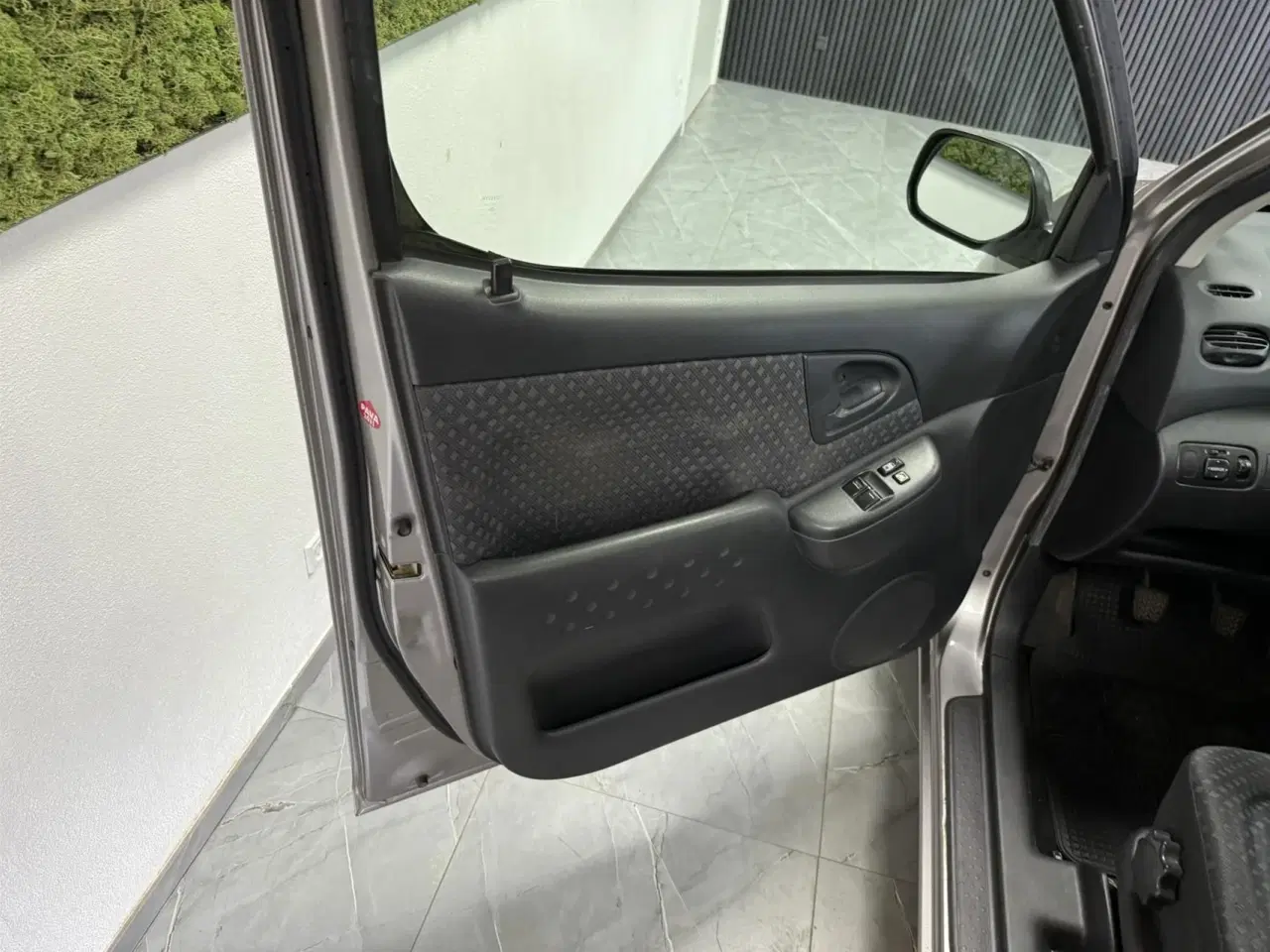 Billede 6 - Toyota Yaris Verso 1,3 Linea Sol 86HK