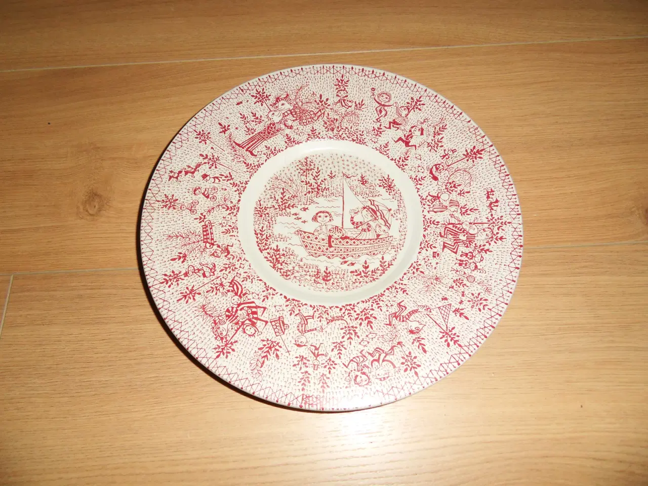 Billede 3 - BJØRN WIINBLAD. Platte. 26 cm. Nymølle