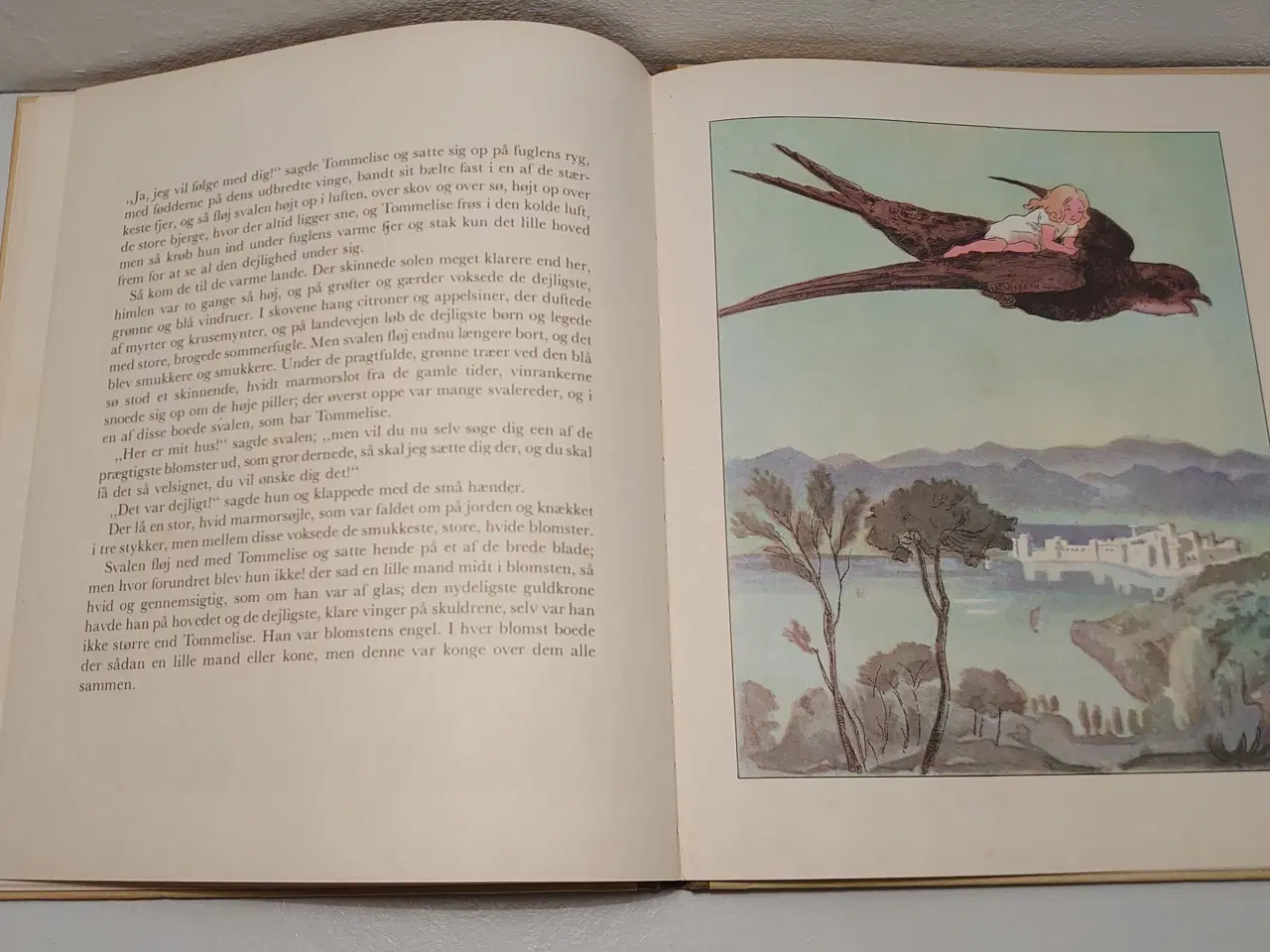 Billede 6 - Elsa Beskow: Tommelise. 2. udgave fra 1979. Pæn.