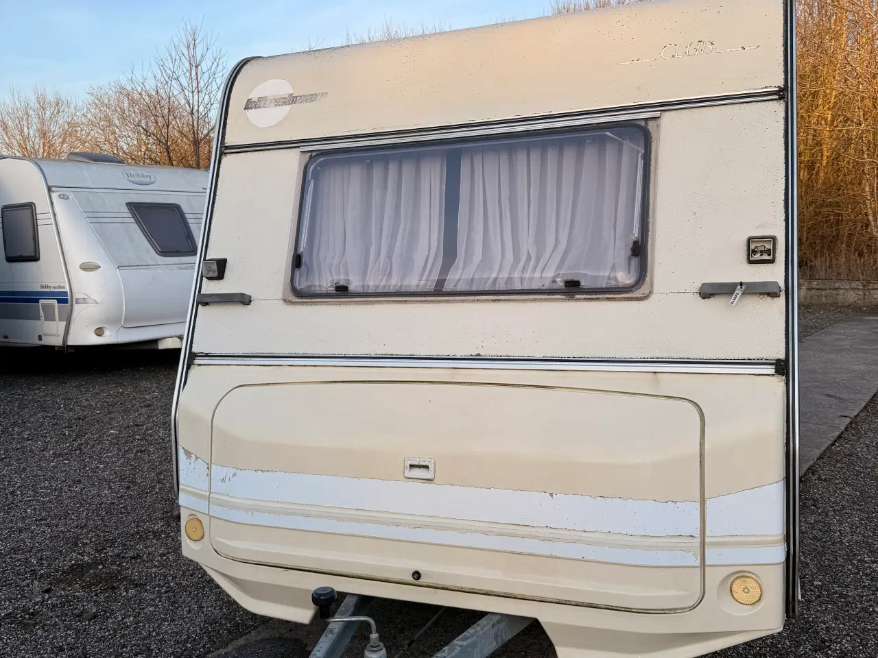 Billede 1 - Burstner 390 / Med Isabella telt