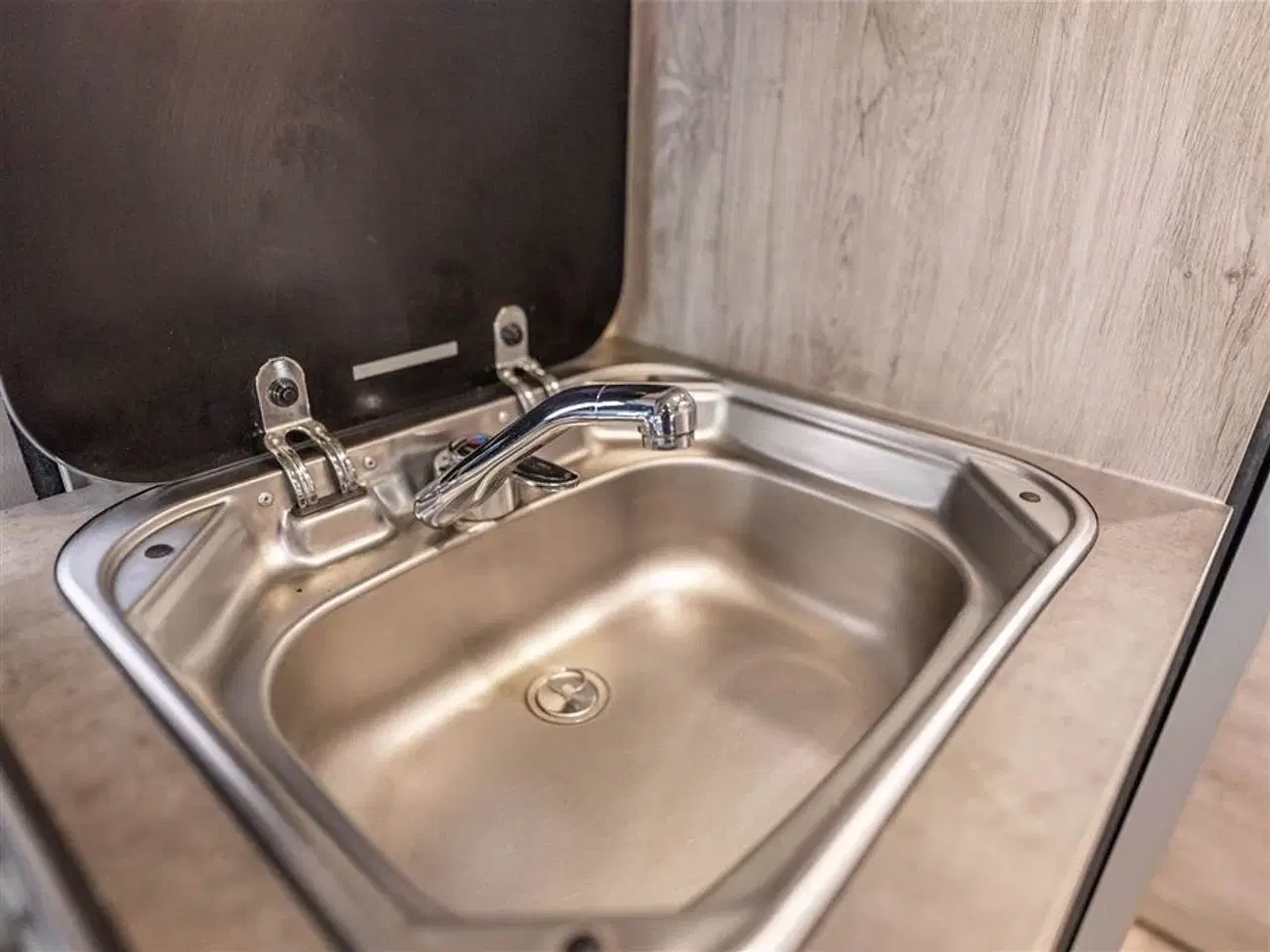 Billede 17 - 2021 - Bravia 599 140 Hk Usædvanlig høj kvalitet og et flot design fyldt med ekstraudstyr