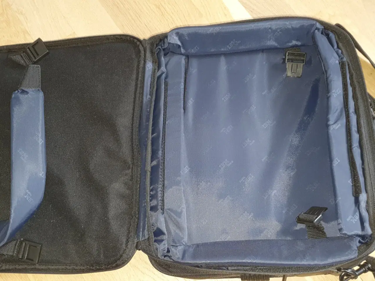 Billede 4 - Rejsetaske/ Computertaske