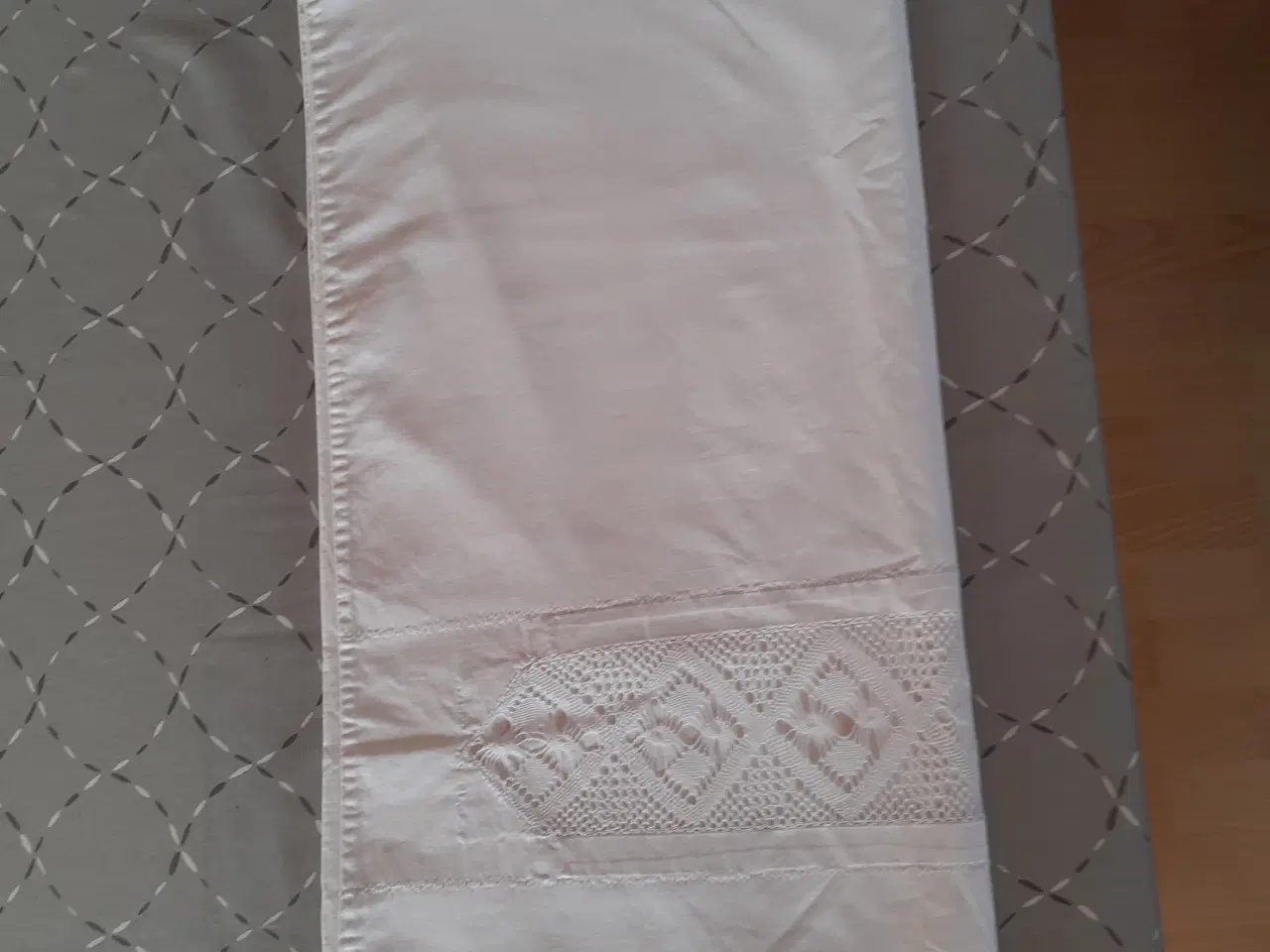 Billede 7 - Dynebetræk og hovedpudebetræk med kliplinger