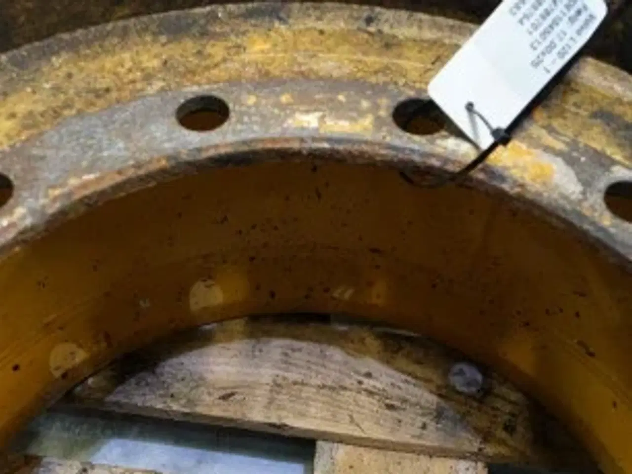 Billede 11 - Volvo L120 Fælg 17.00x25