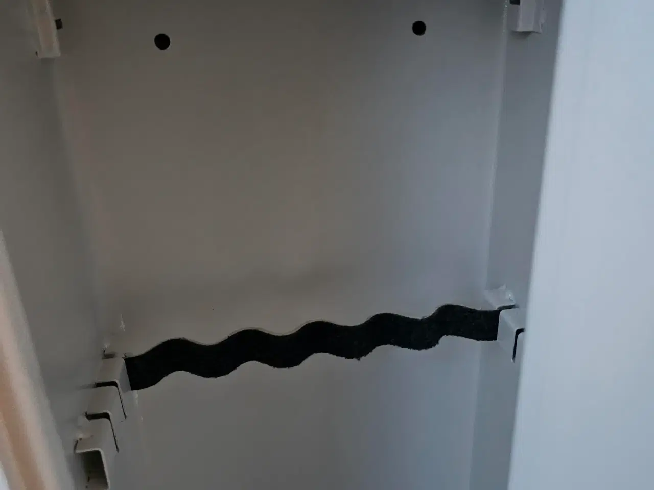 Billede 1 - Våbenskab til 5 våben