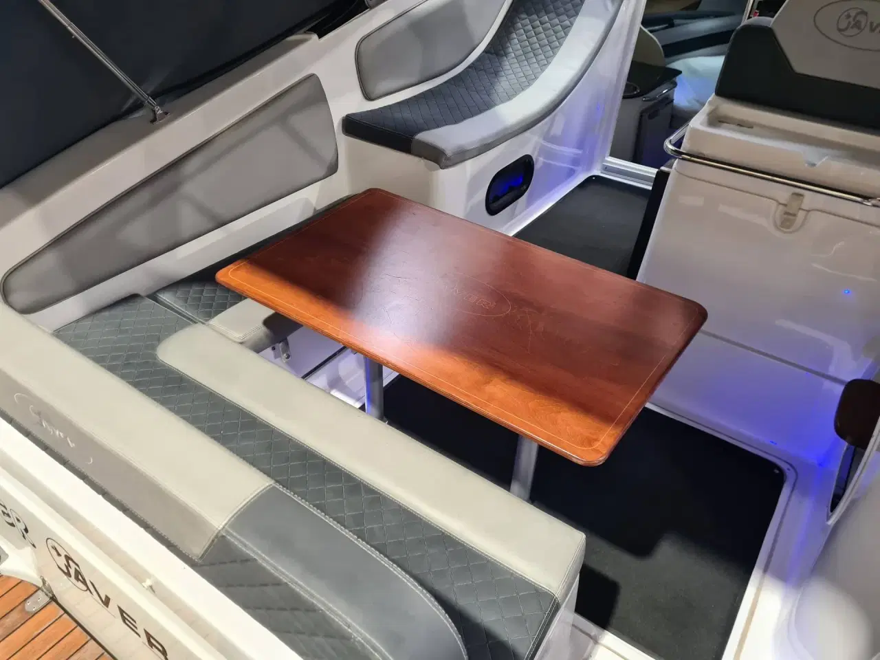 Billede 4 - Saver 750 Cabin - Susuzki 250 HK/Udstyr