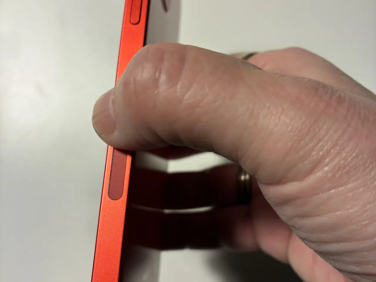 Billede 5 - Rød IPhone 12