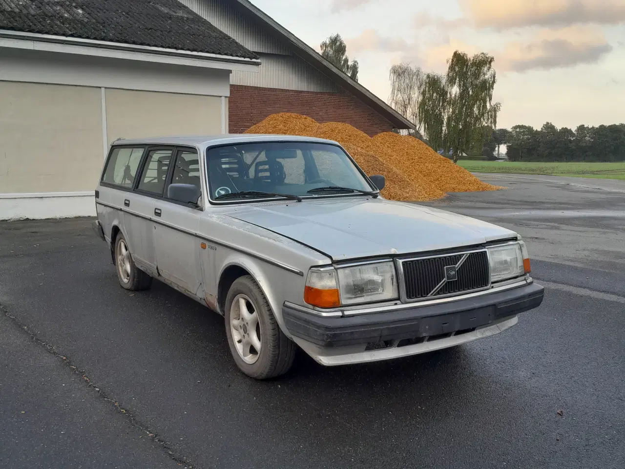 Billede 3 - Volvo 245, 2,3DL, årg 1990