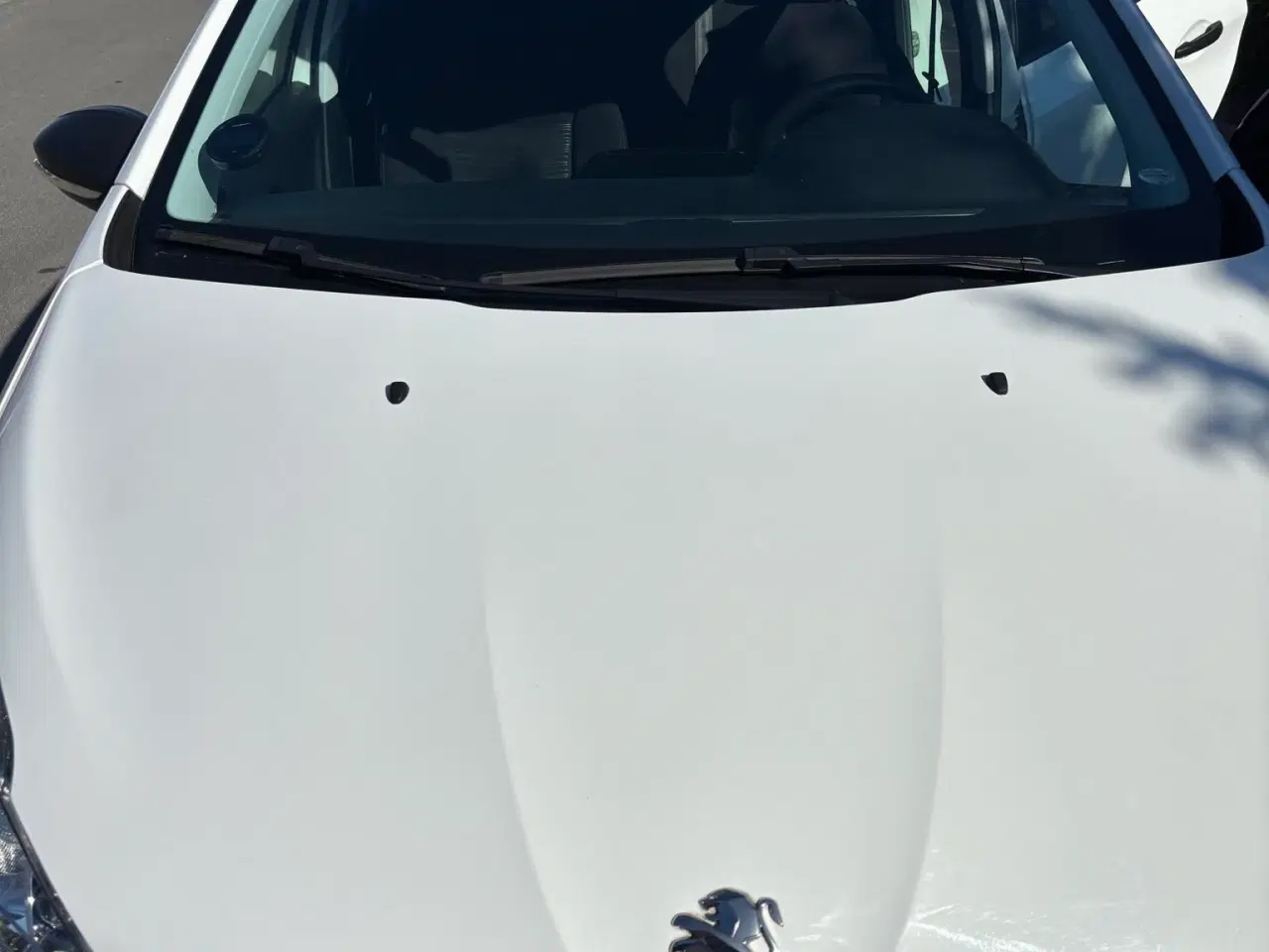 Billede 4 - Perfekt lille bil med få kilometer bag sig 