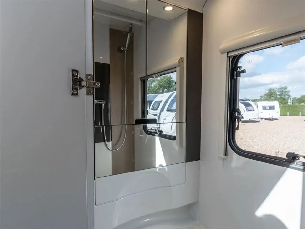 Billede 15 - 2023 - Adria Action 391 LH   Super lille rejse vogn