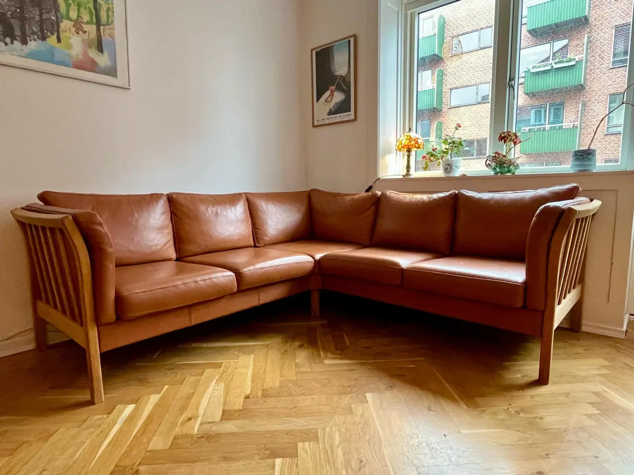Billede 1 - Tremmesofa i cognacfarvet læder