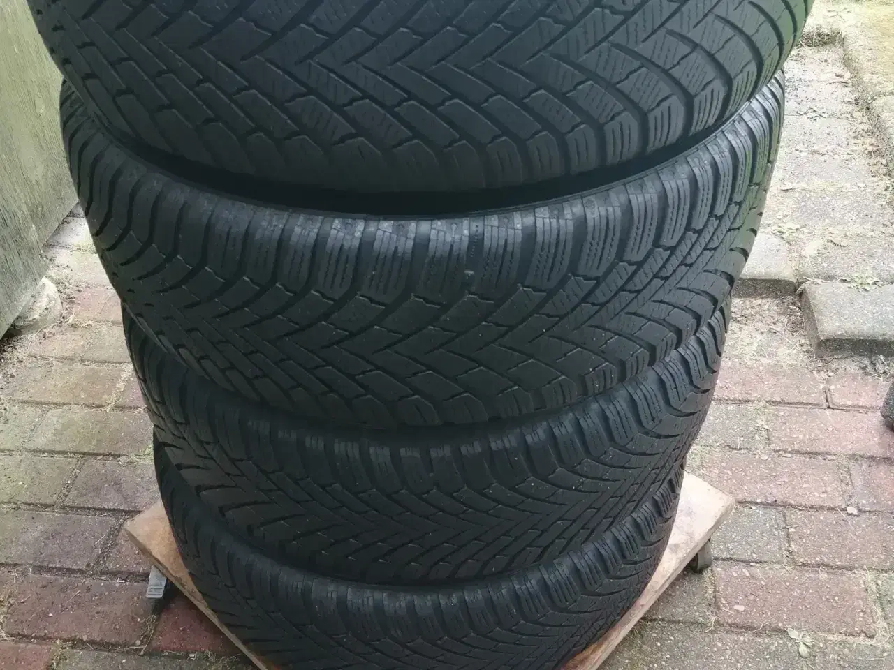 Billede 1 - 16" vinterdæk , Audi, Skoda, VW, Seat 5x112, BYD