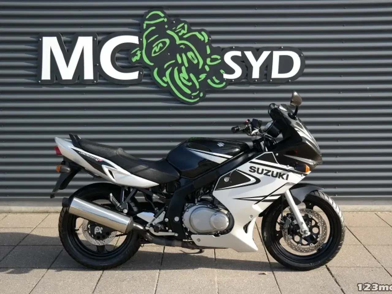 Billede 1 - Suzuki GS 500 F MC-SYD       BYTTER GERNE
