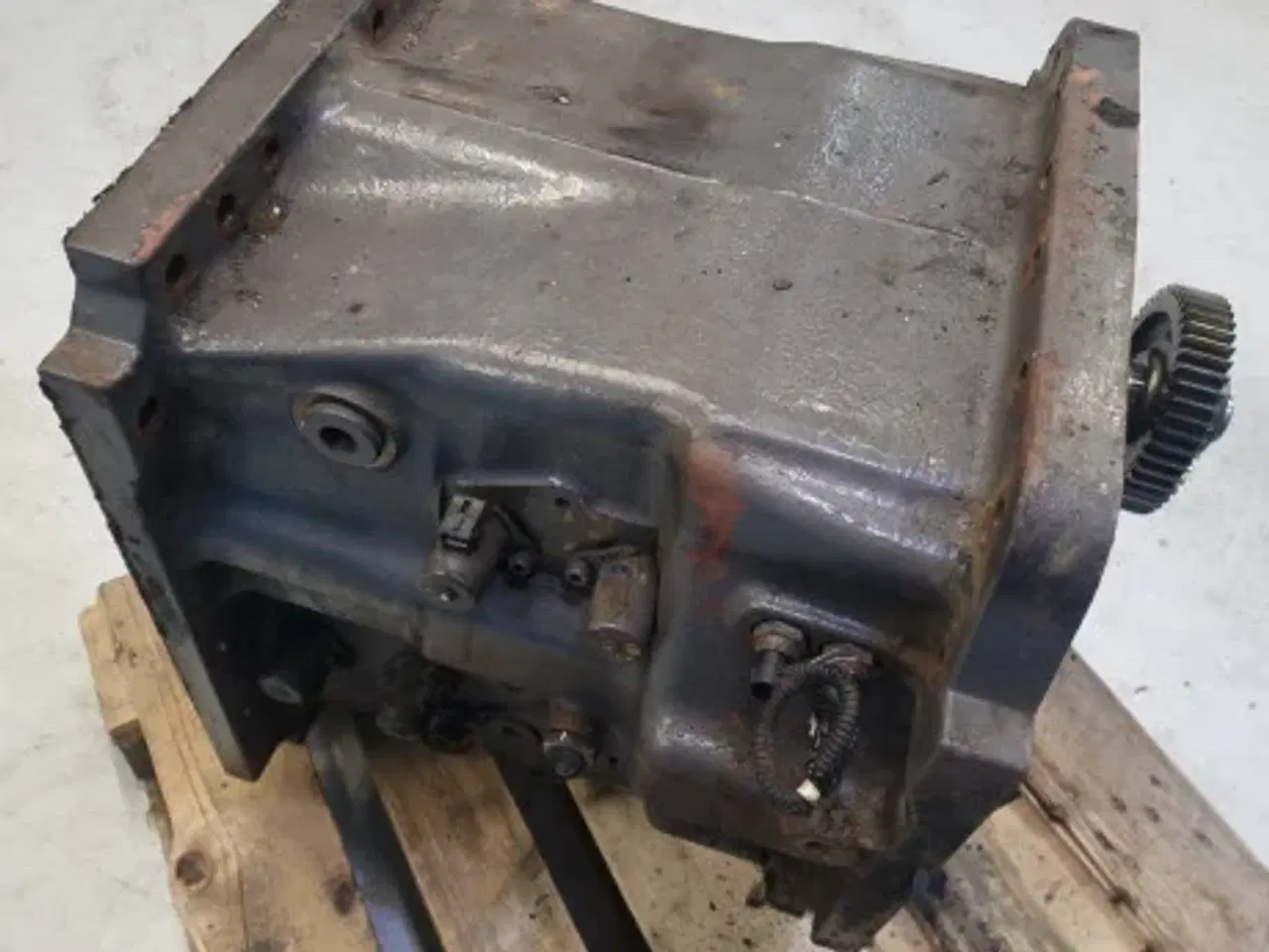 Billede 11 - Claas Axion 840 Gearkasse Hus 11329430