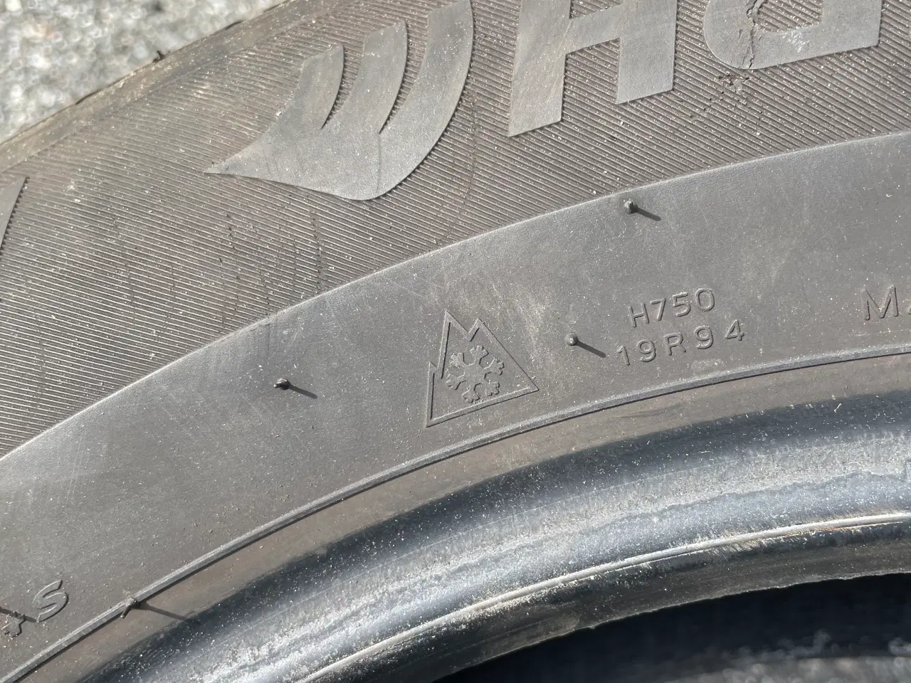 Billede 7 - 255/60R18 H100 HelÅrs Dæk