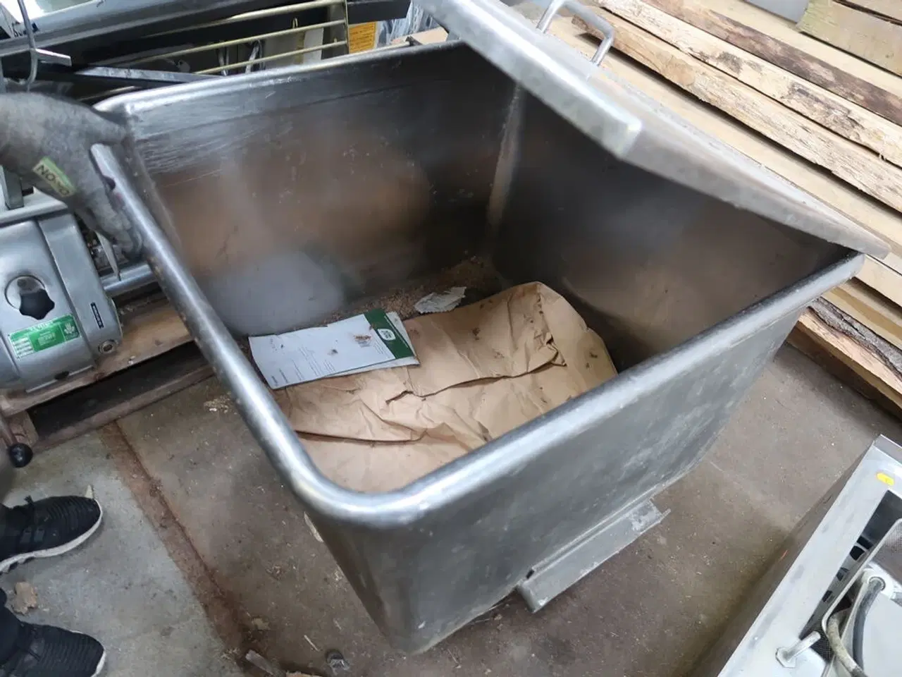 Billede 2 - Rustfrit kar på hjul