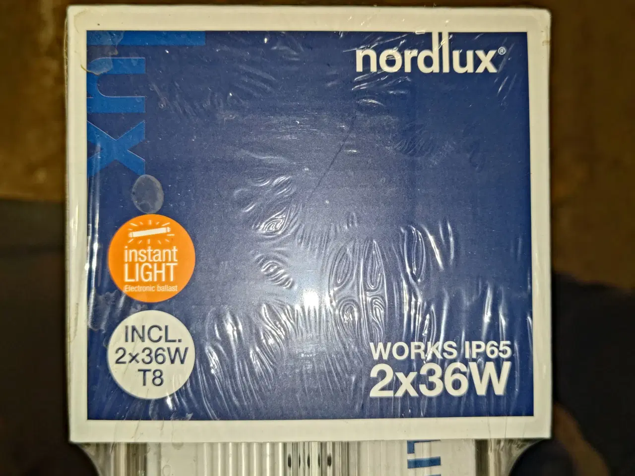 Billede 3 - Nordlux Lysarmatur incl 2 stk 36W lysstofrør