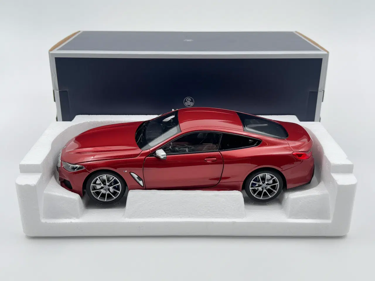 Billede 8 - 2018 BMW M850i Coupe 1:18 