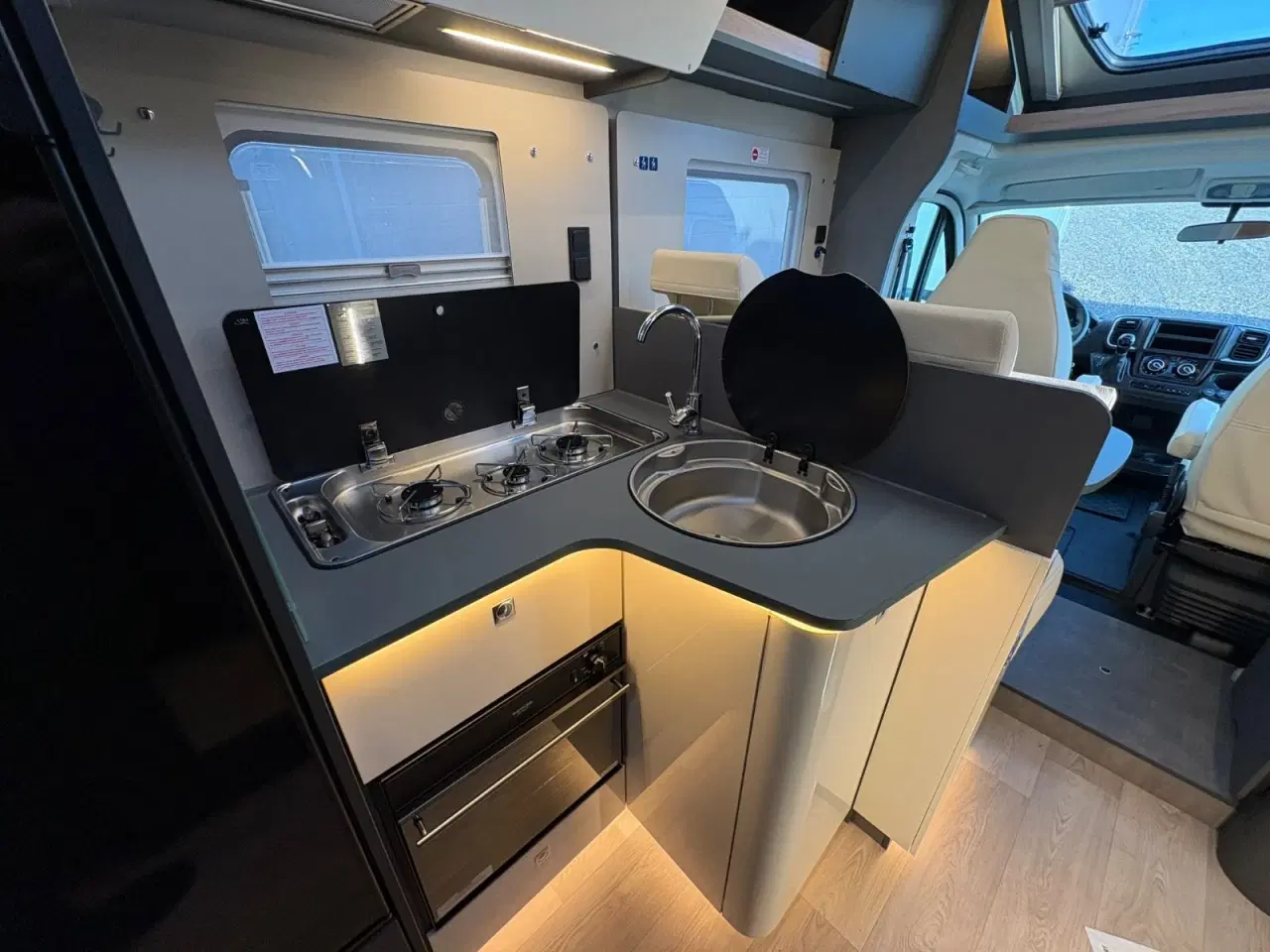 Billede 15 - Laika Kosmo  L319 aut.