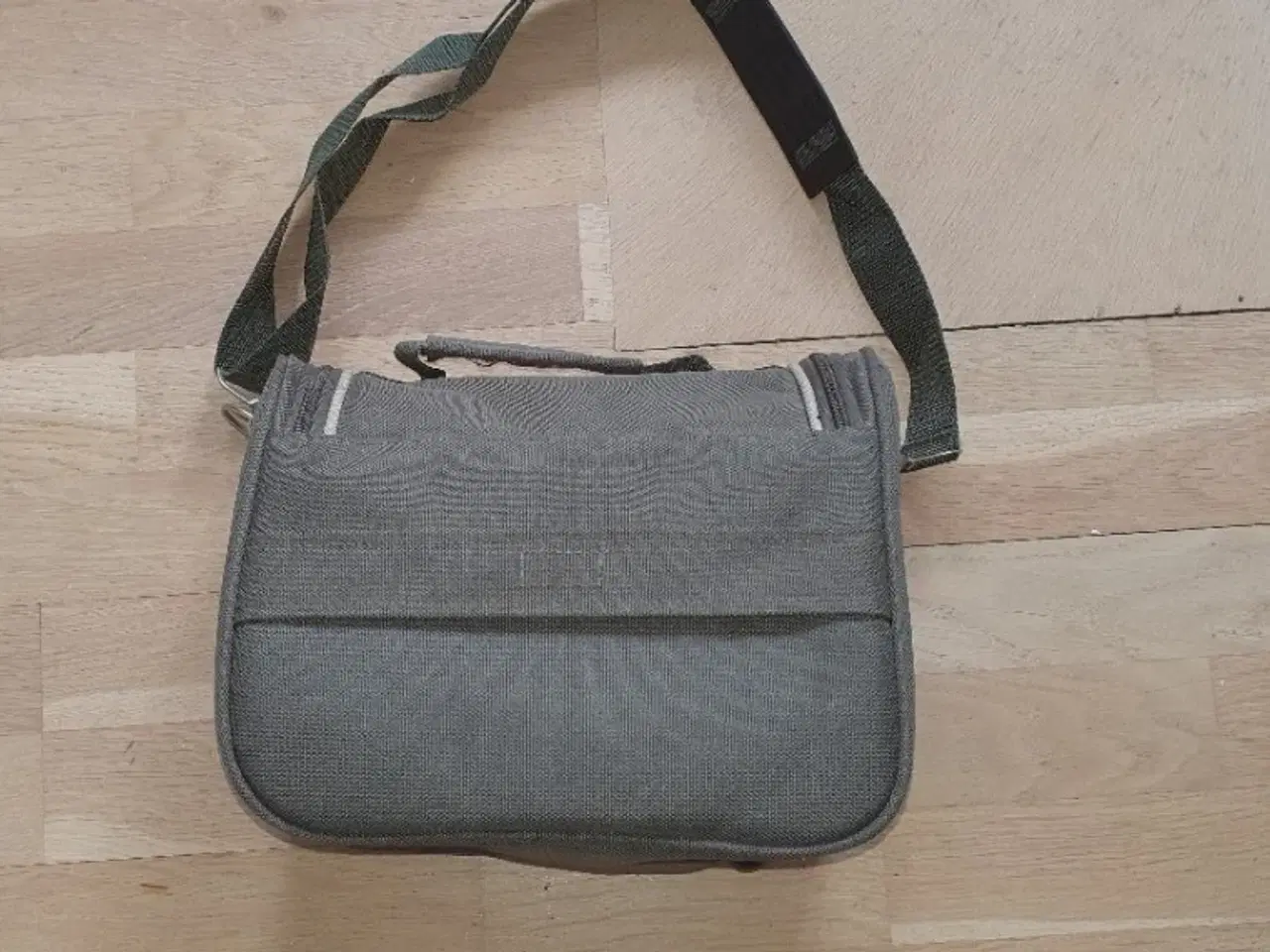 Billede 4 - Rejsetaske	