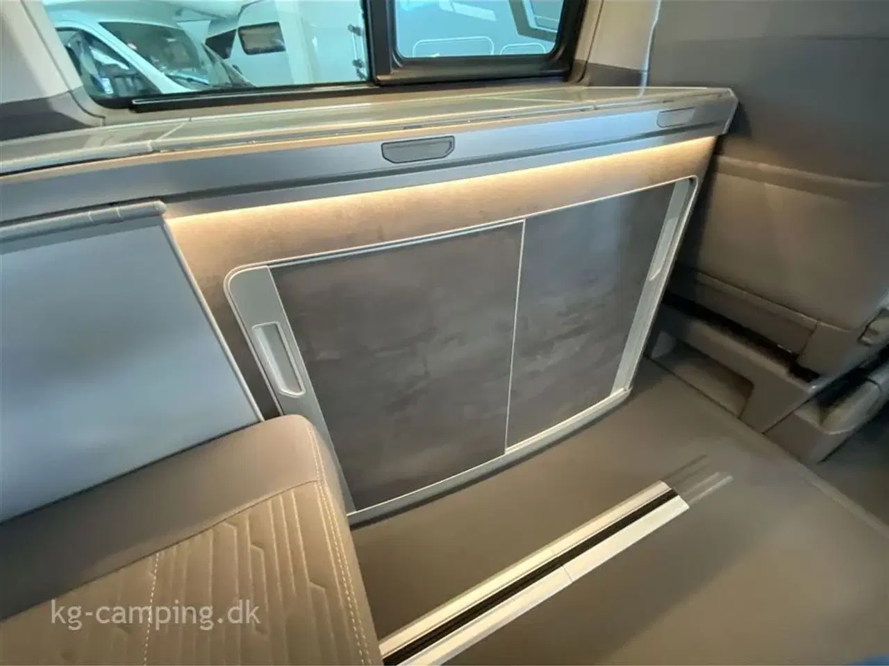 Billede 18 - 2021 - VW California Ocean 2.0 TDI 150 DSG   Super velholdt lille California van med DSG gear