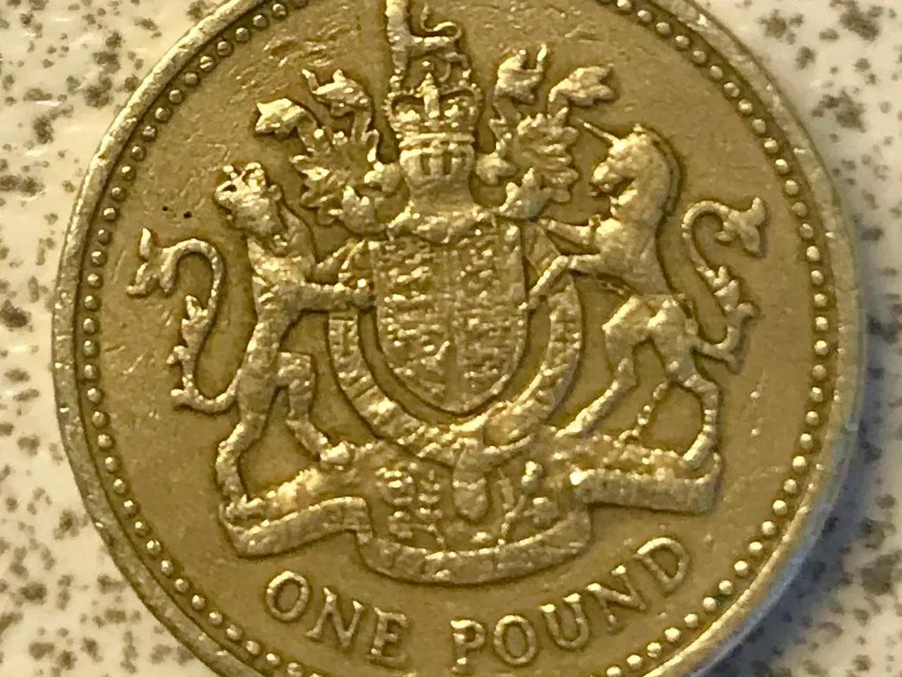 Billede 8 - 1 Pound Storbritannien 1983 og 2005 (mønter)