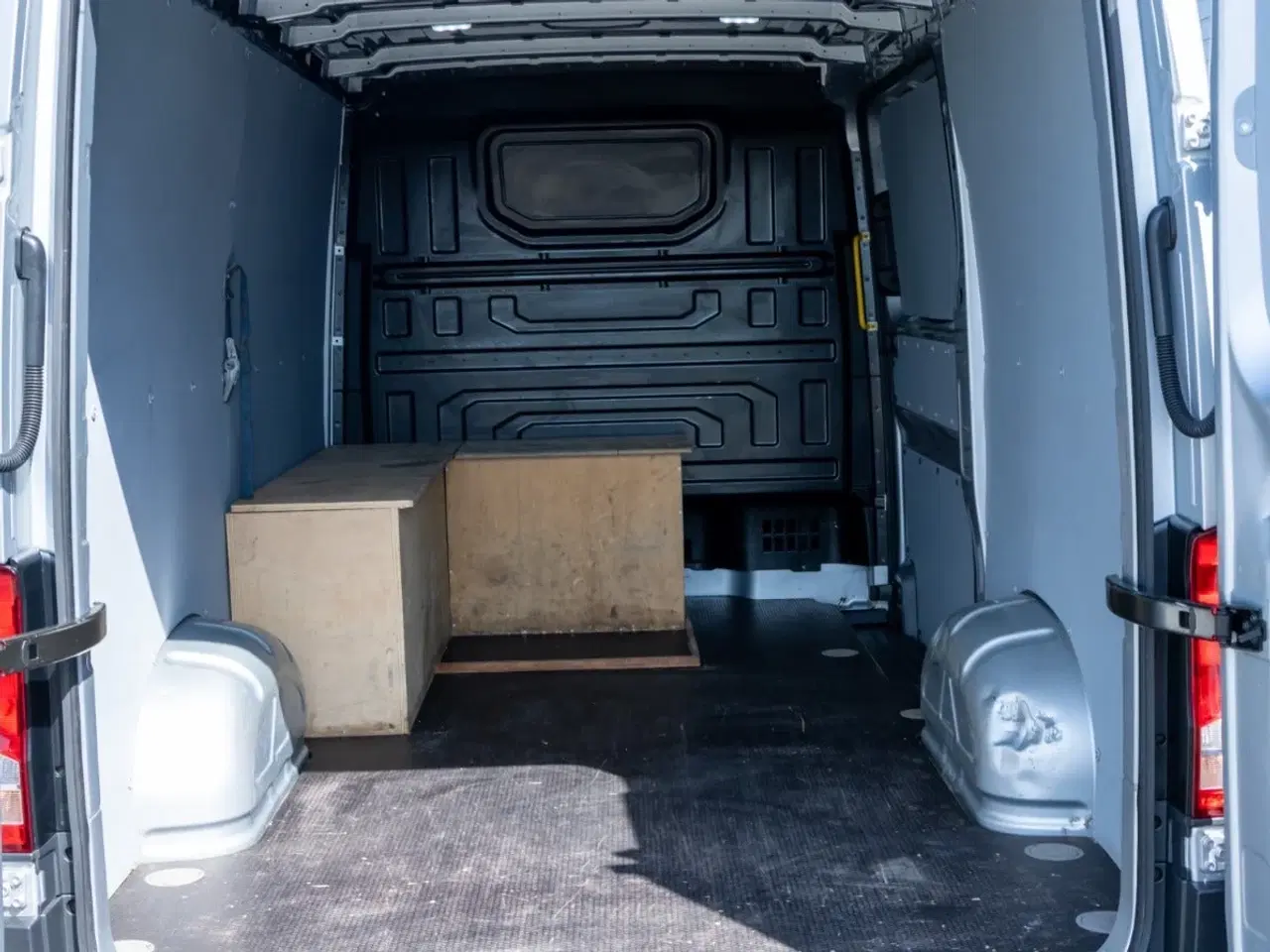 Billede 6 - VW Crafter 35 2,0 TDi 140 Kassevogn L3H2