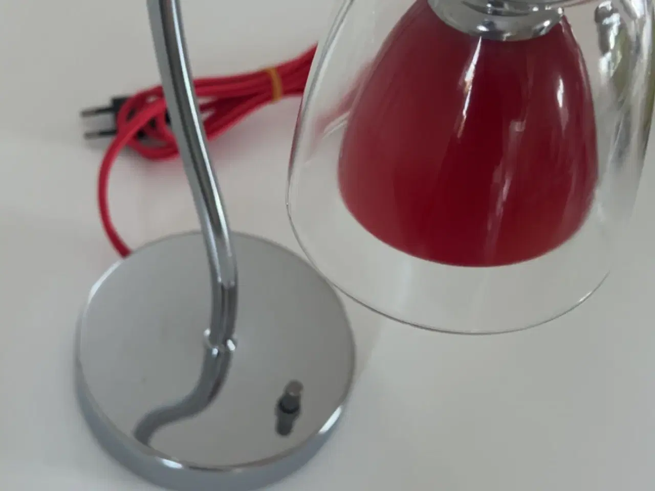 Billede 1 - Lille flot bordlampe 