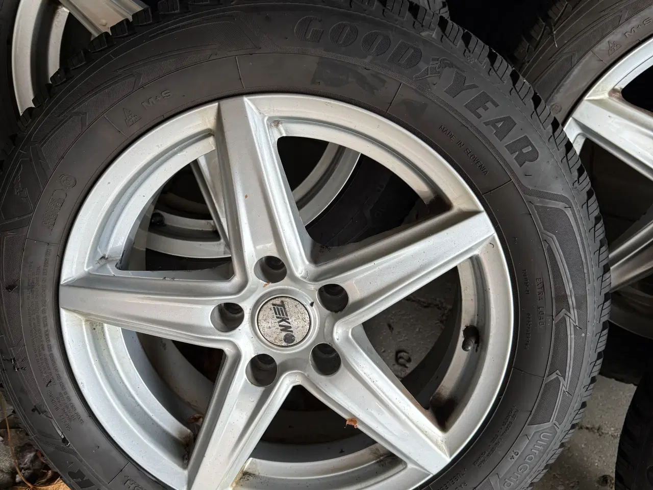 Billede 2 - Vinterhjul på alu fælge