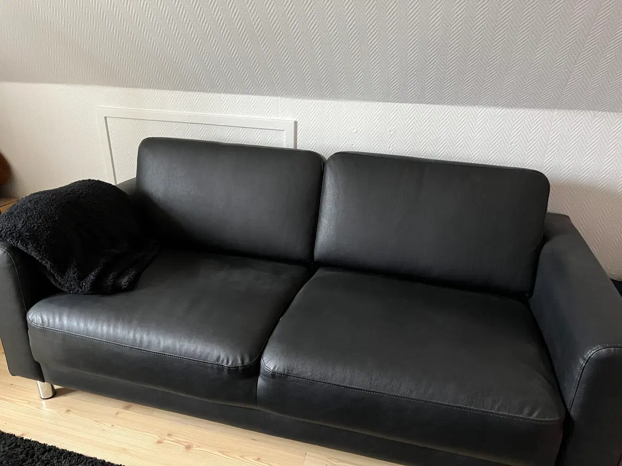 Billede 1 - 2 Pers lædersofa