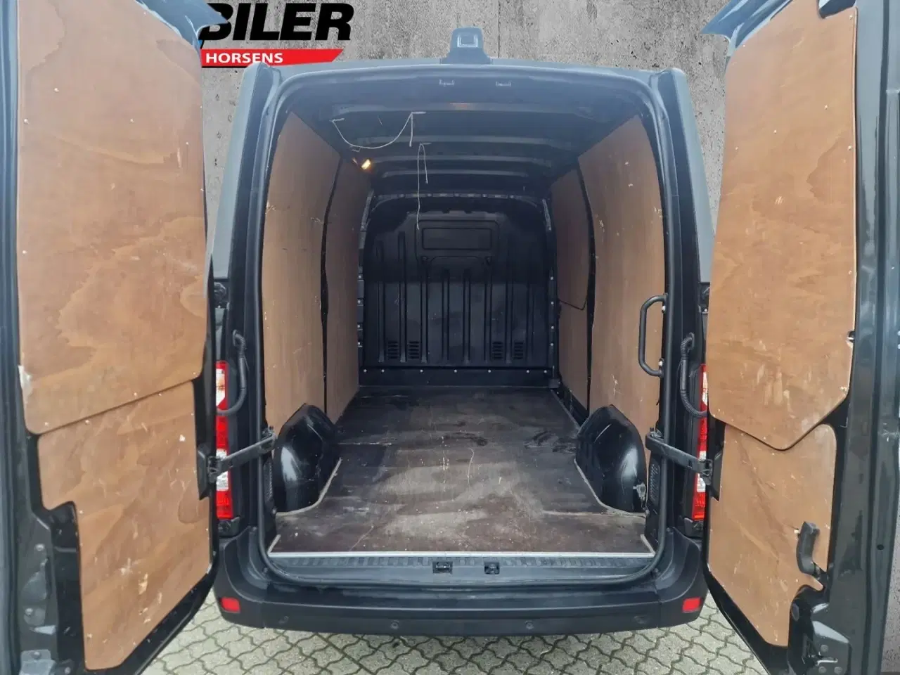 Billede 9 - Renault Master IV T35 2,3 dCi 150 L2H2 Kassevogn aut.