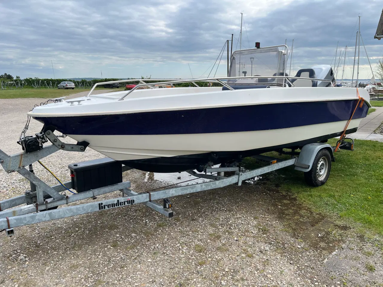 Billede 1 - Centerpult båd med 135hk Mariner