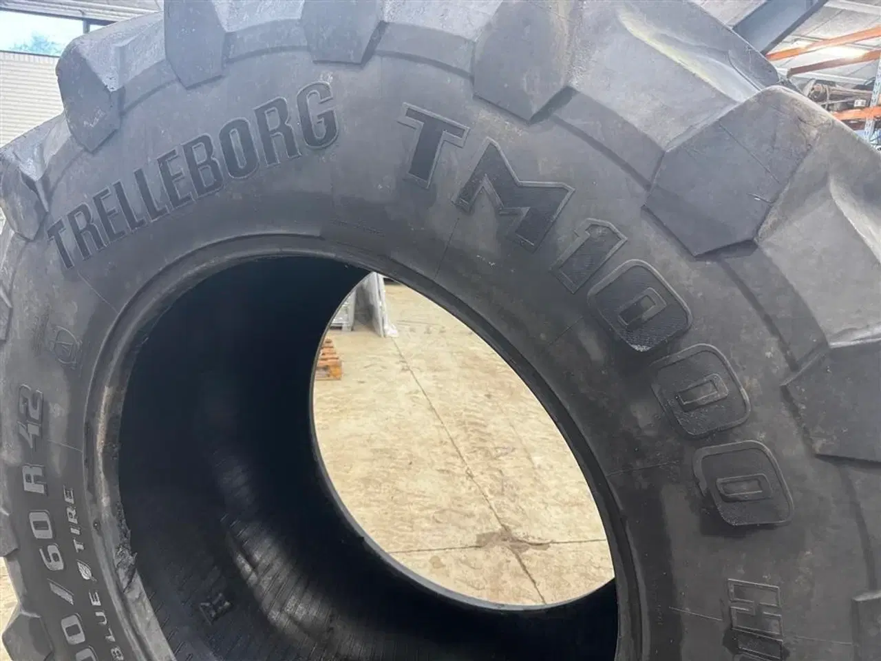 Billede 4 - Trelleborg 900/60R42