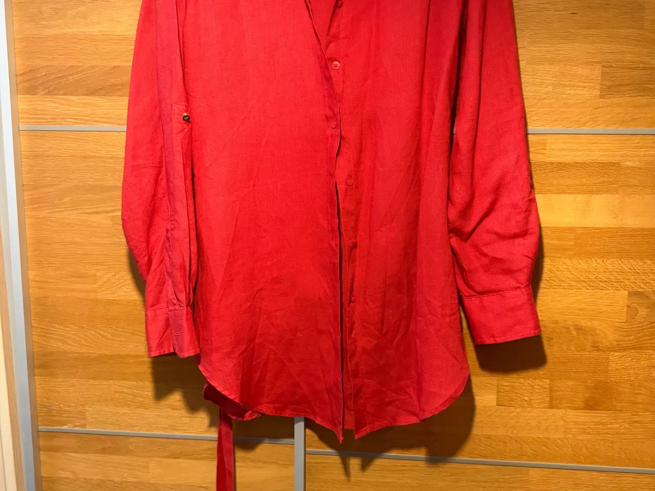 Billede 1 - Skjorte  rød/ hør