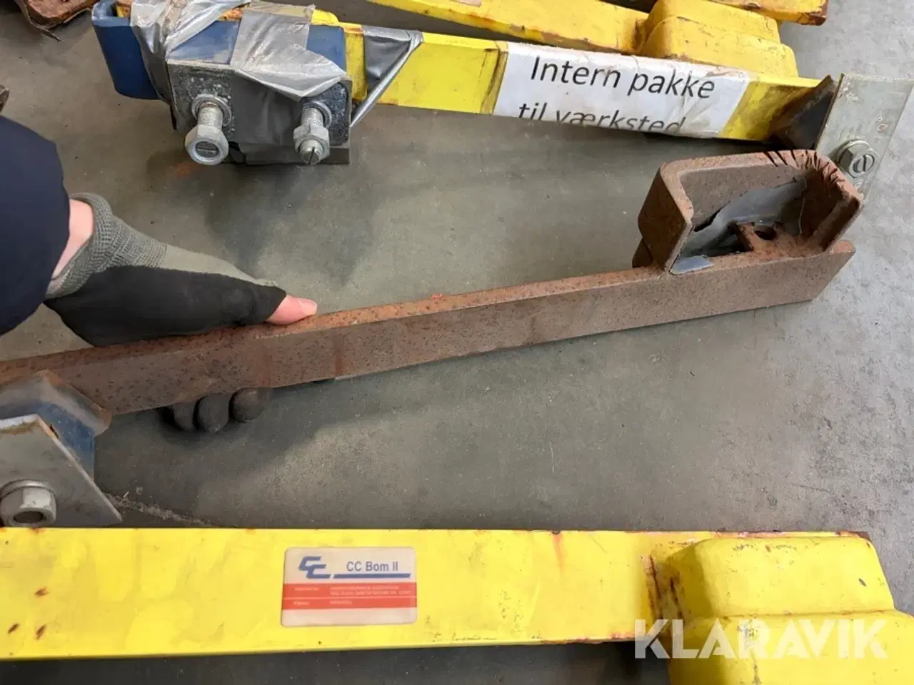 Billede 11 - Låsebomme til containere - 7 styk