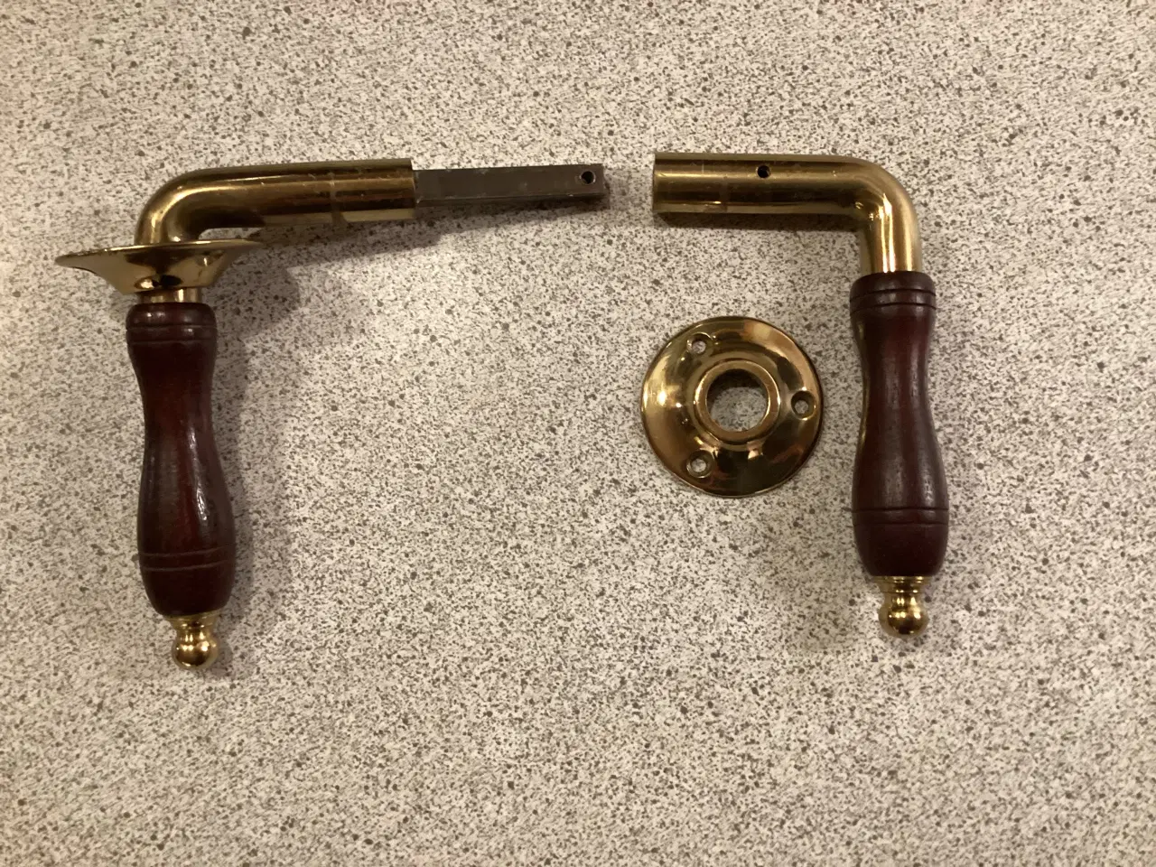 Billede 1 - Dørgreb, messing, 4 sæt