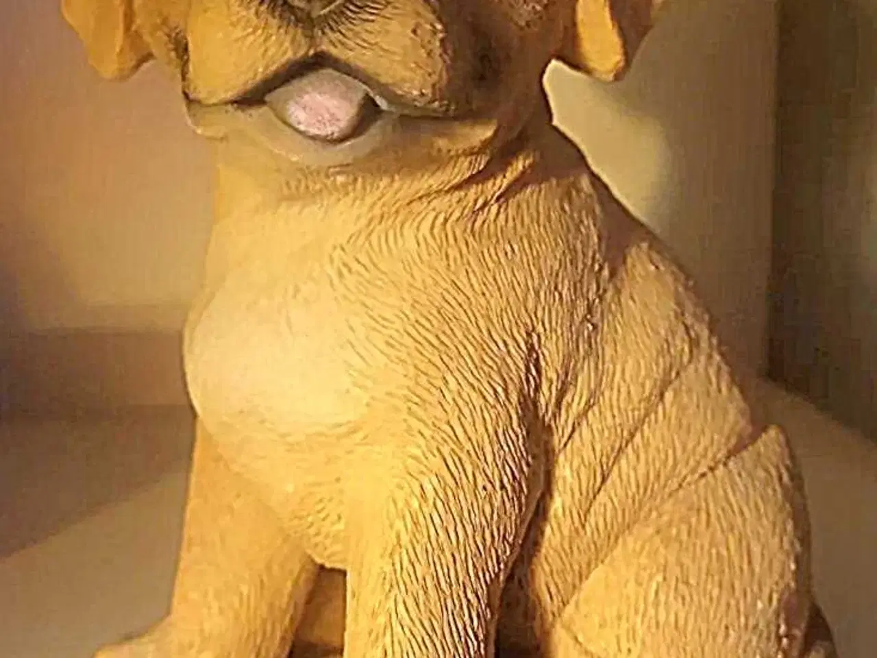 Billede 1 - Lille Lys Labrador Hvalpefigur 