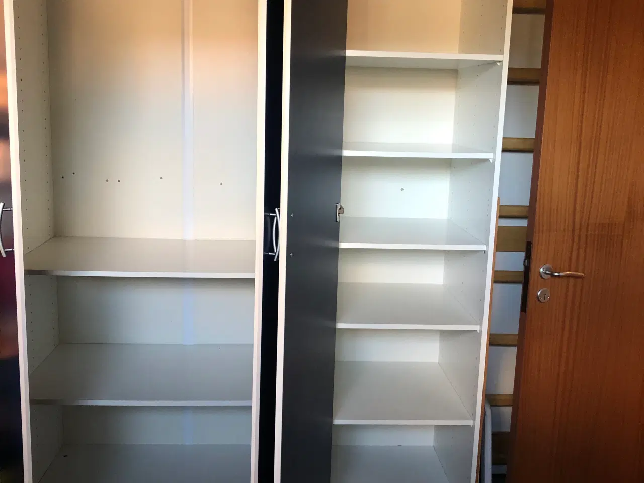 Billede 4 - Garderobeskab
