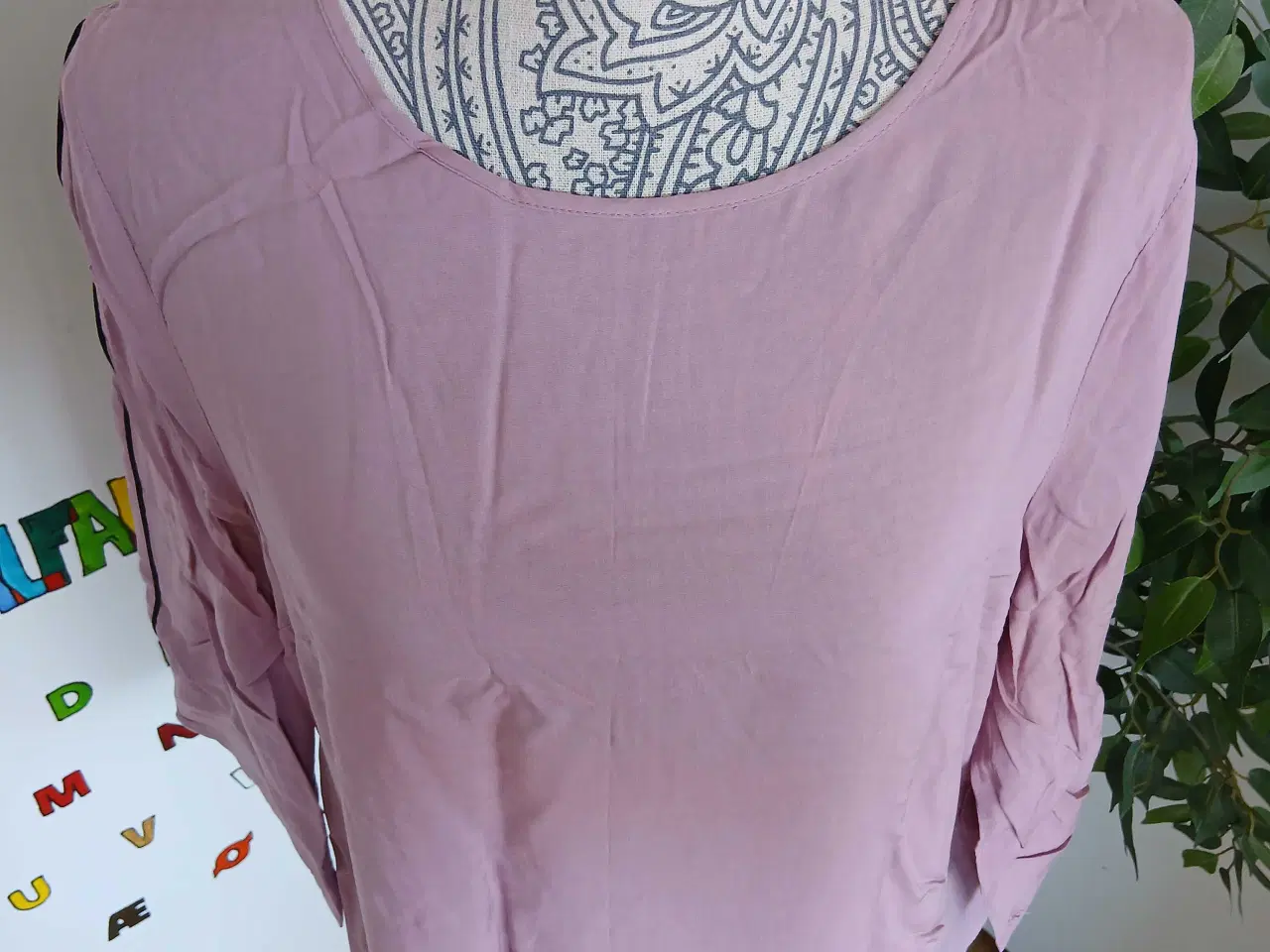 Billede 2 - Bluse. ChaCha. Large/40