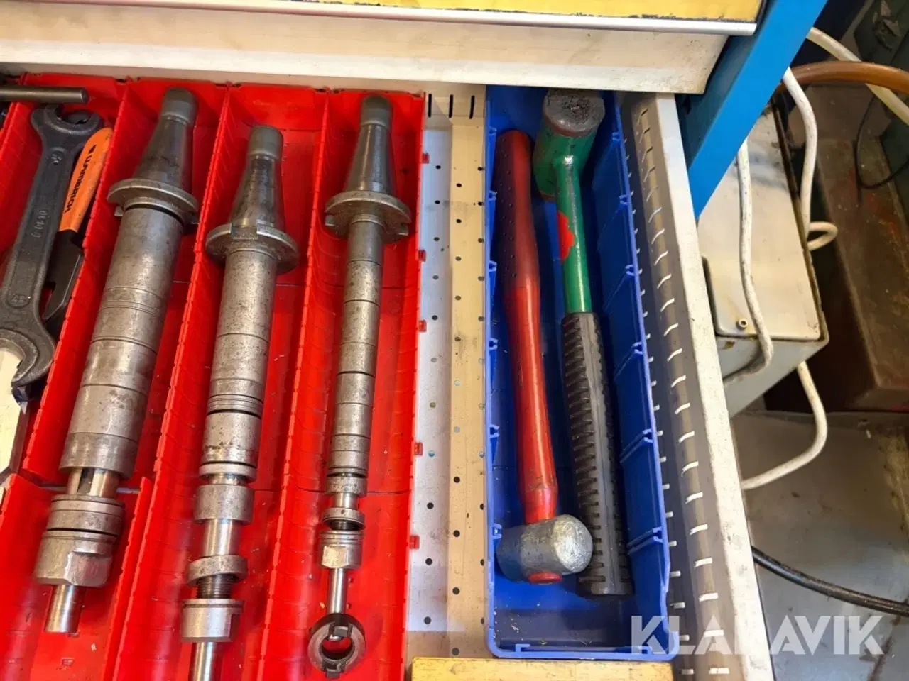 Billede 12 - Værktøjsskab med  indhold – maskineværktøj og tilbehør