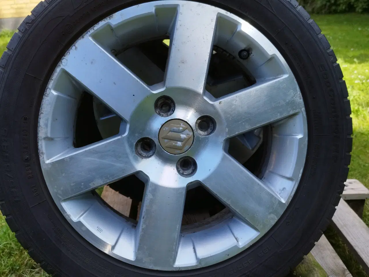 Billede 9 - Dæk og fælge, Suzuki Liana 