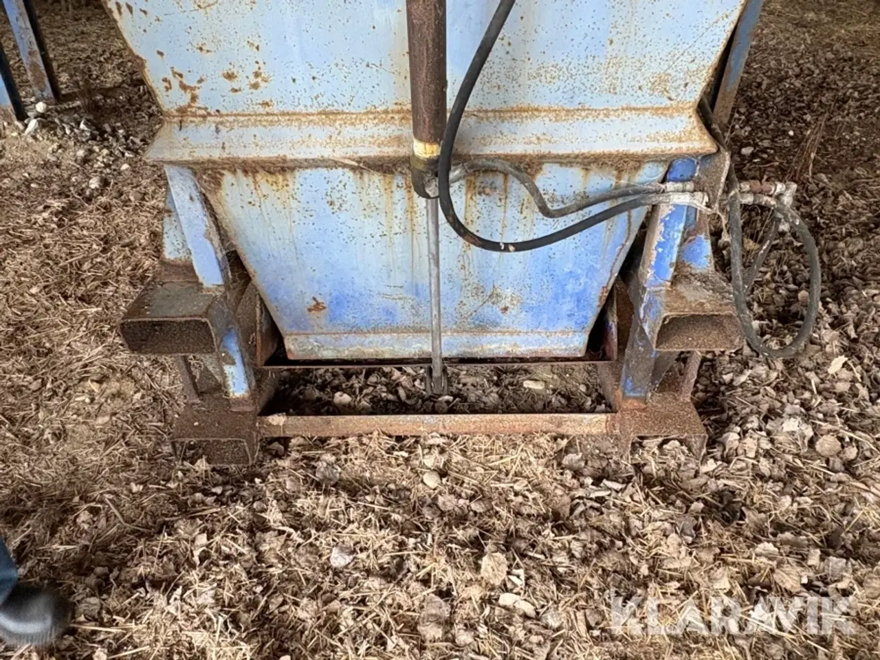Billede 9 - Kar til beton mm med hydraulisk åbning