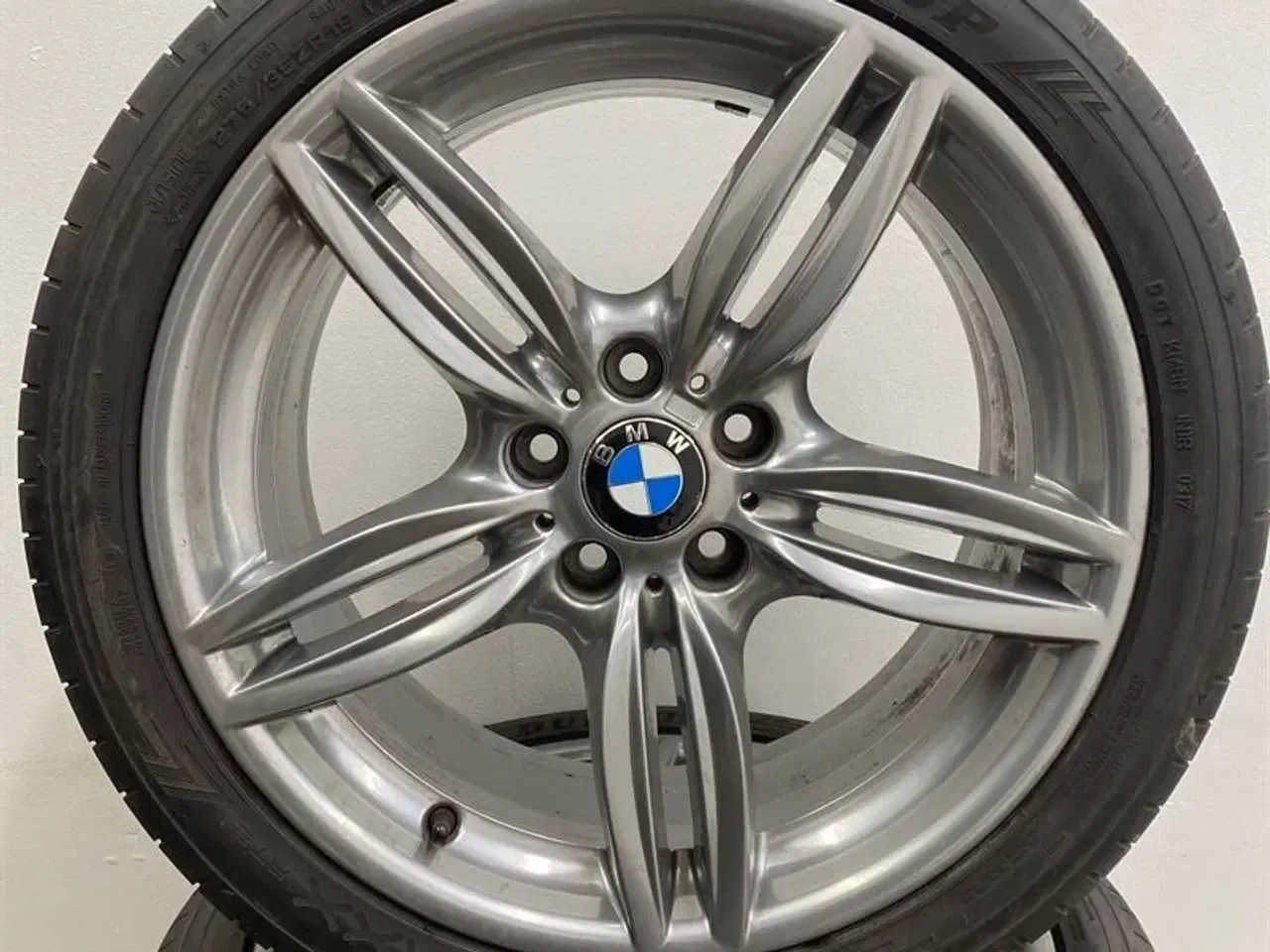 Billede 13 - 19" original BMW Alufælge med dæk "M double spoke 351" A64495 F10 F11 F12 F13 F06 GC F10 LCI F11 LCI F06 GC LCI F12 LCI F13 LCI