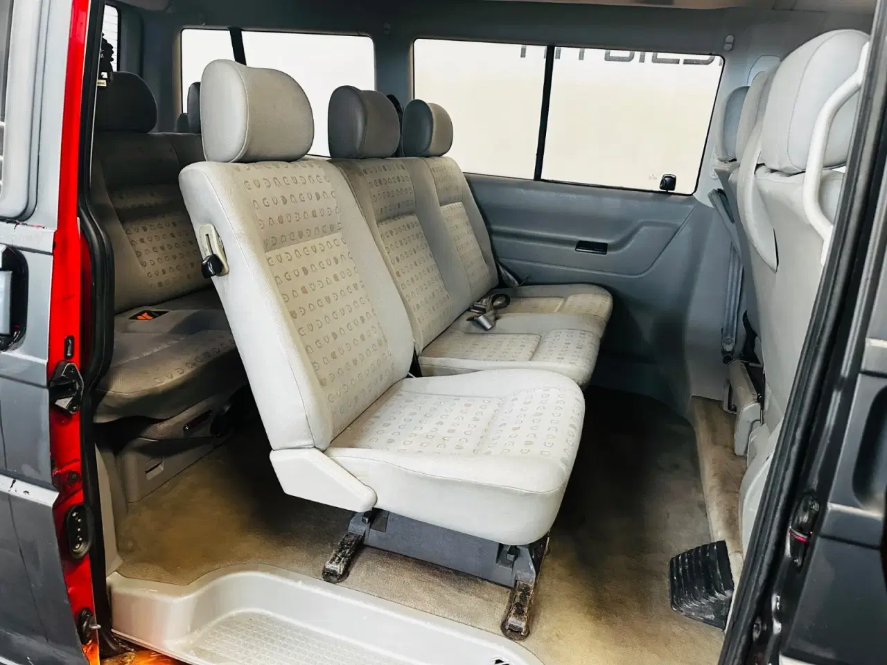 Billede 13 - VW Caravelle 2,5 Comfort. 10prs